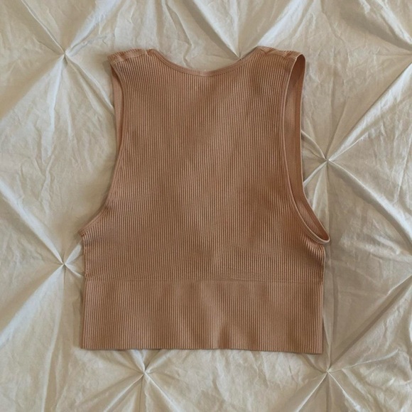 urban outfitters ribbed tank top - Picture 2 of 4